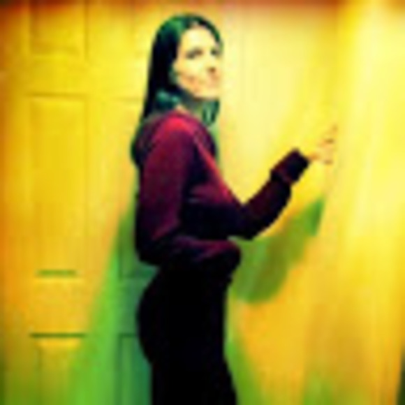 Meet your Posher, B - Picture 1 of 1